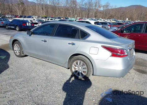 2015 Nissan Altima 2.5/2.5 S/2.5 Sl/2.5 Sv z USA, uszkodzony, nr VIN 1N4AL3AP9FN872803